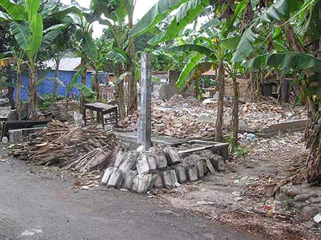 Collapsed houses in yogyakarta earthquake
